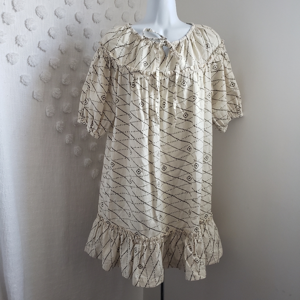 Ivana Helsinki Paola Suhonen  White and Gold Prairie dress